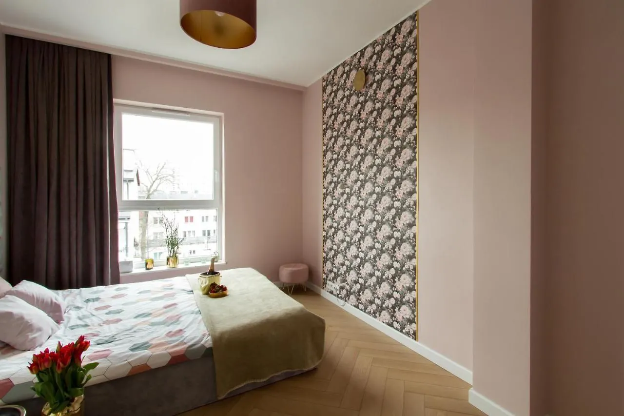 Nowy Apartment Przy Placu Szembeka Warszawa 0*,